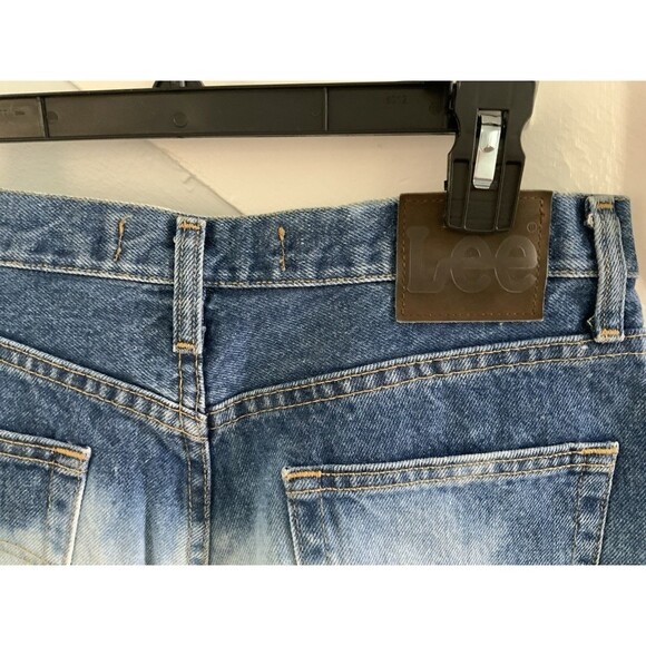 Vintage Lee High Rise Jeans Distressed Cut Off Shorts Size 6 - Picture 4 of 4